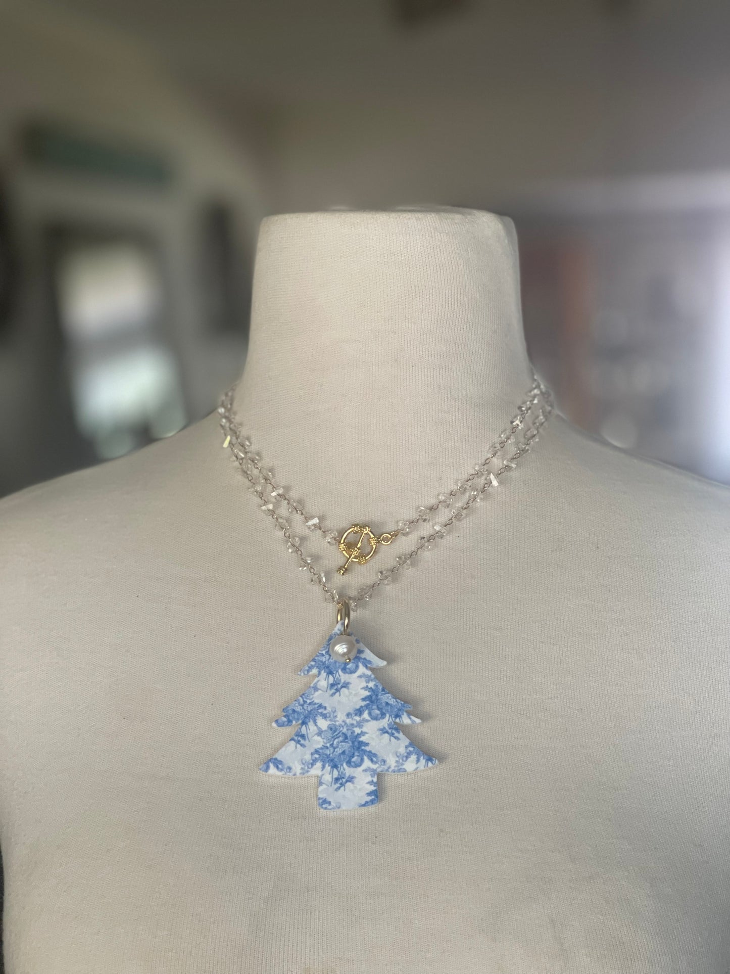 Toile Christmas tree necklace