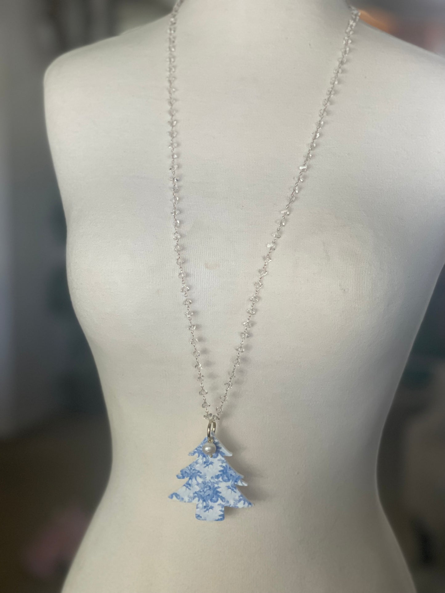 Toile Christmas tree necklace